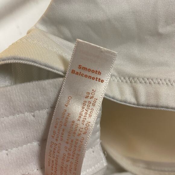 Cacique White Lace Smooth Balconette Underwire Bra 40DD - Picture 5 of 5